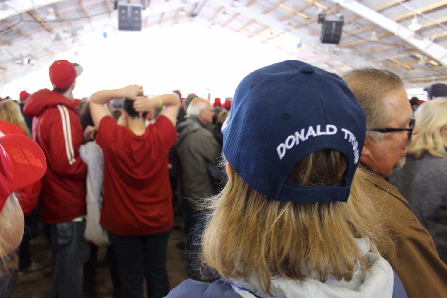 Lines form for tonight’s Trump rally in Warren County