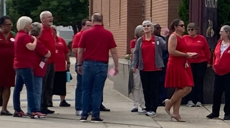 Dayton Education Association teachers protest outside of the Dayton Public Schools administration building downtown on Sept. 20, 2022. Eileen McClory / Staff