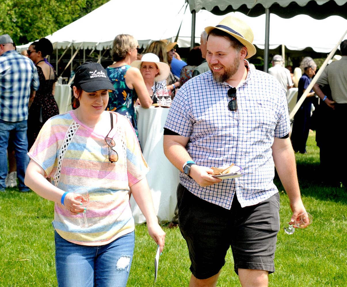 Did we spot you at Fleurs de Fete at Carillon Historical Park?