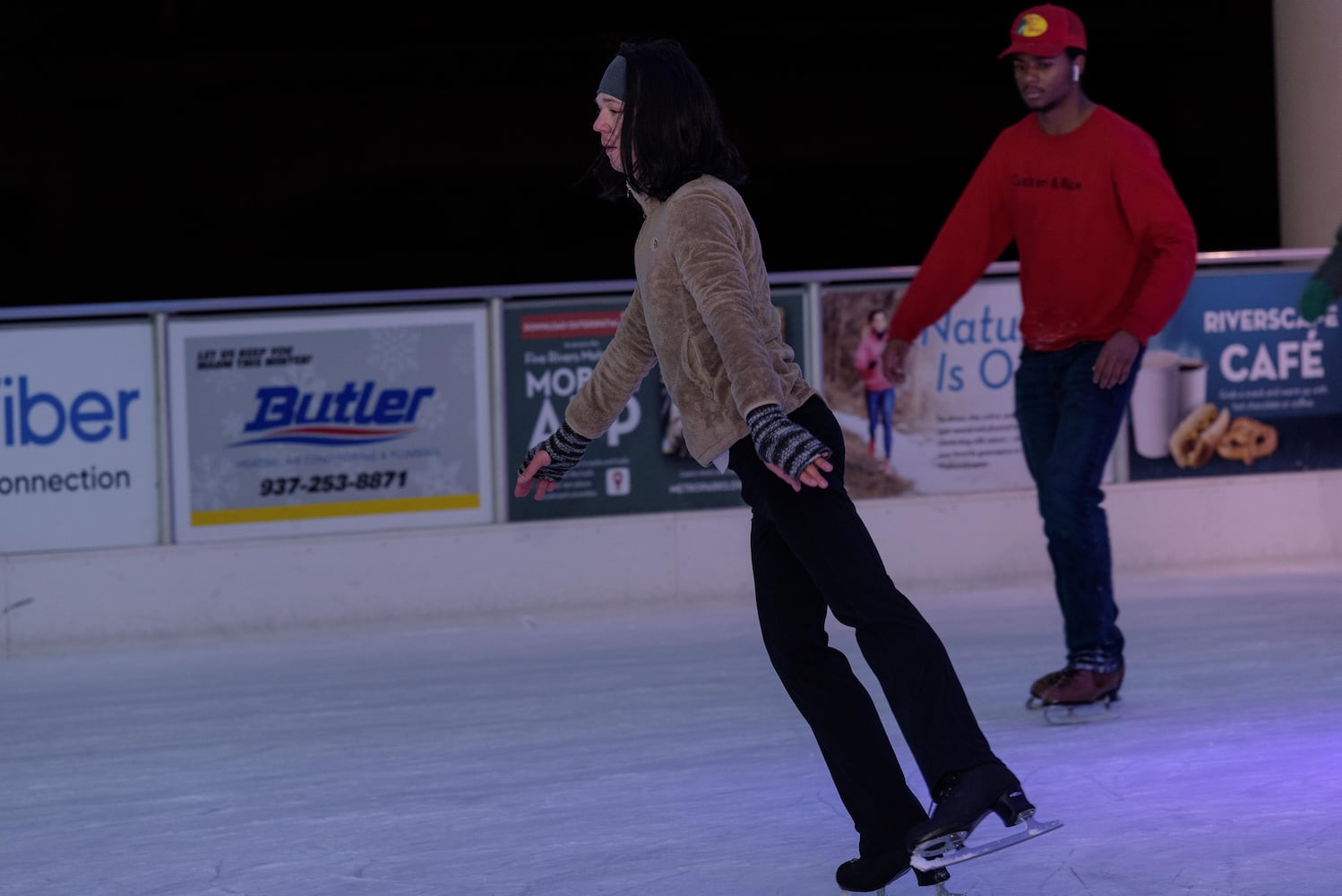 PHOTOS: Did we spot you ice skating during '90s Night at RiverScape MetroPark?
