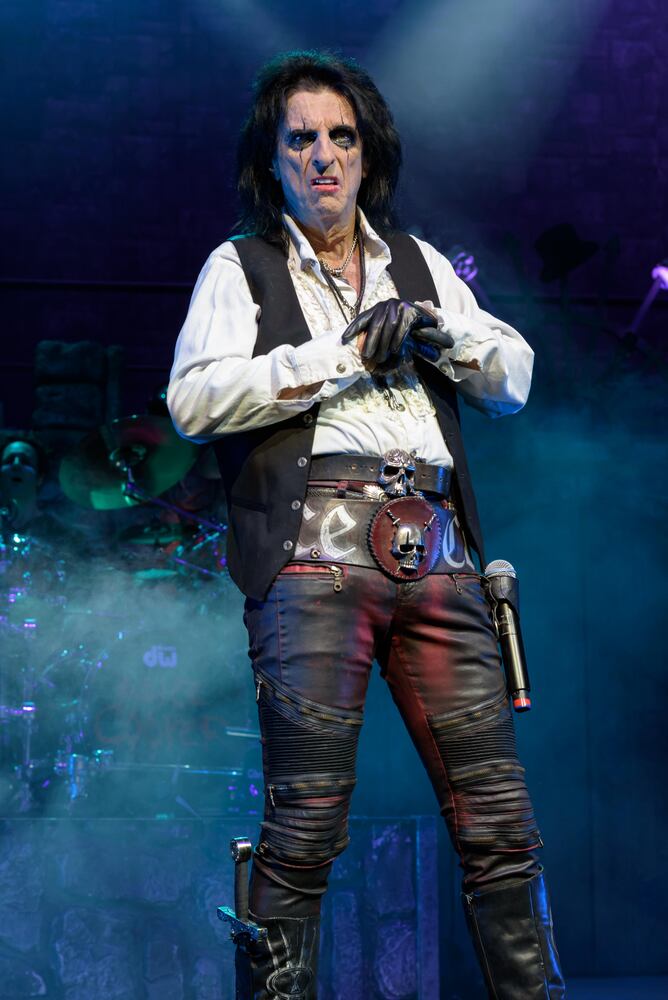 PHOTOS: Alice Cooper & Ace Frehley Live at Rose Music Center!