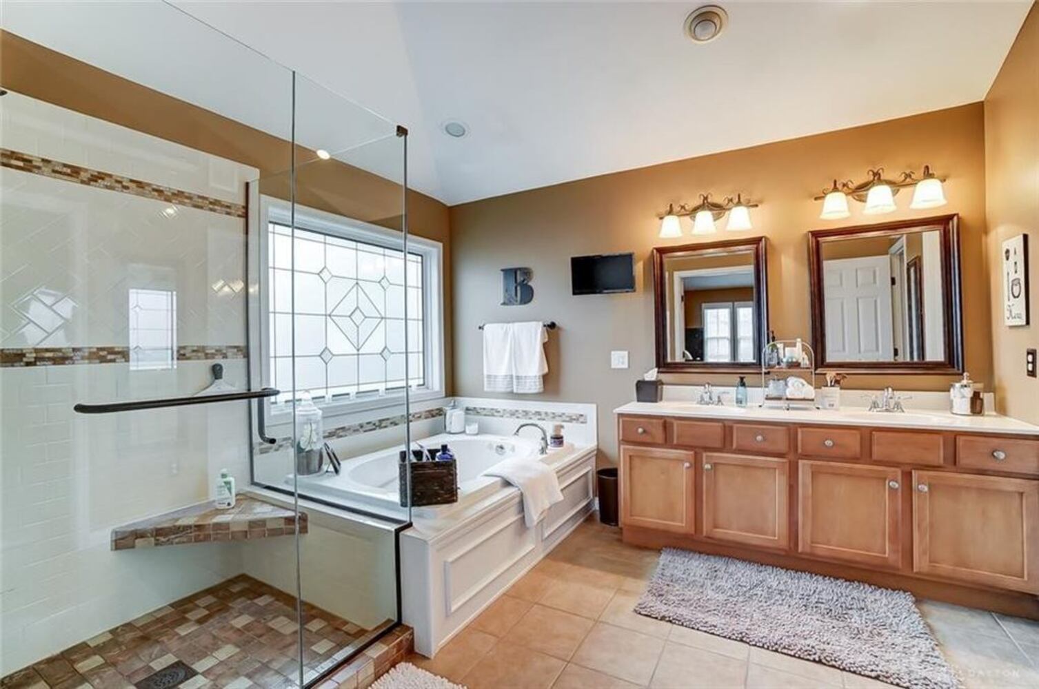 PHOTOS: Centerville luxury home listed on market