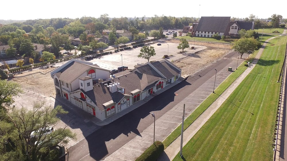 A Nov. 7 ruling by the Second District Court of Appeals says the city of Centerville must accept the recommendations of its planning commission approving the plan for a new Sheetz gas station at at 6318 Far Hills Ave. The site is the home of Elsa's Mexican Restaurant. STAFF FILE PHOTO