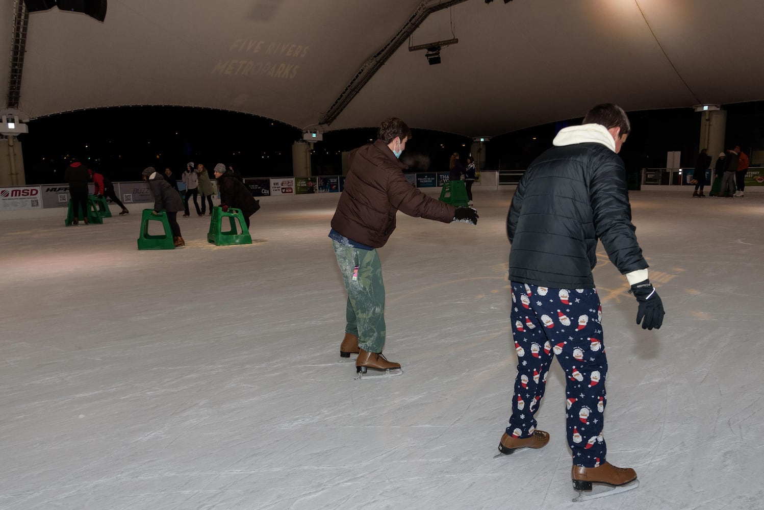 PHOTOS: Did we spot you ice skating during '90s Night at RiverScape MetroPark?