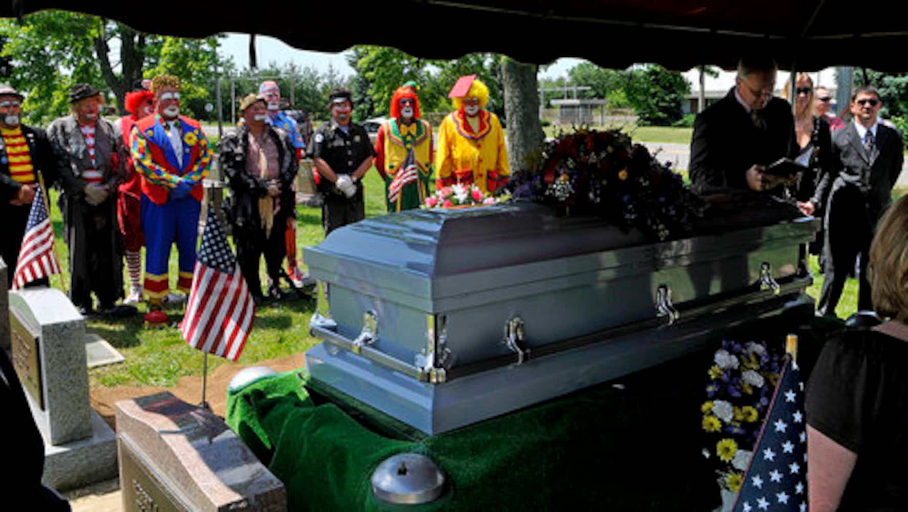 Clowns honor fallen friend