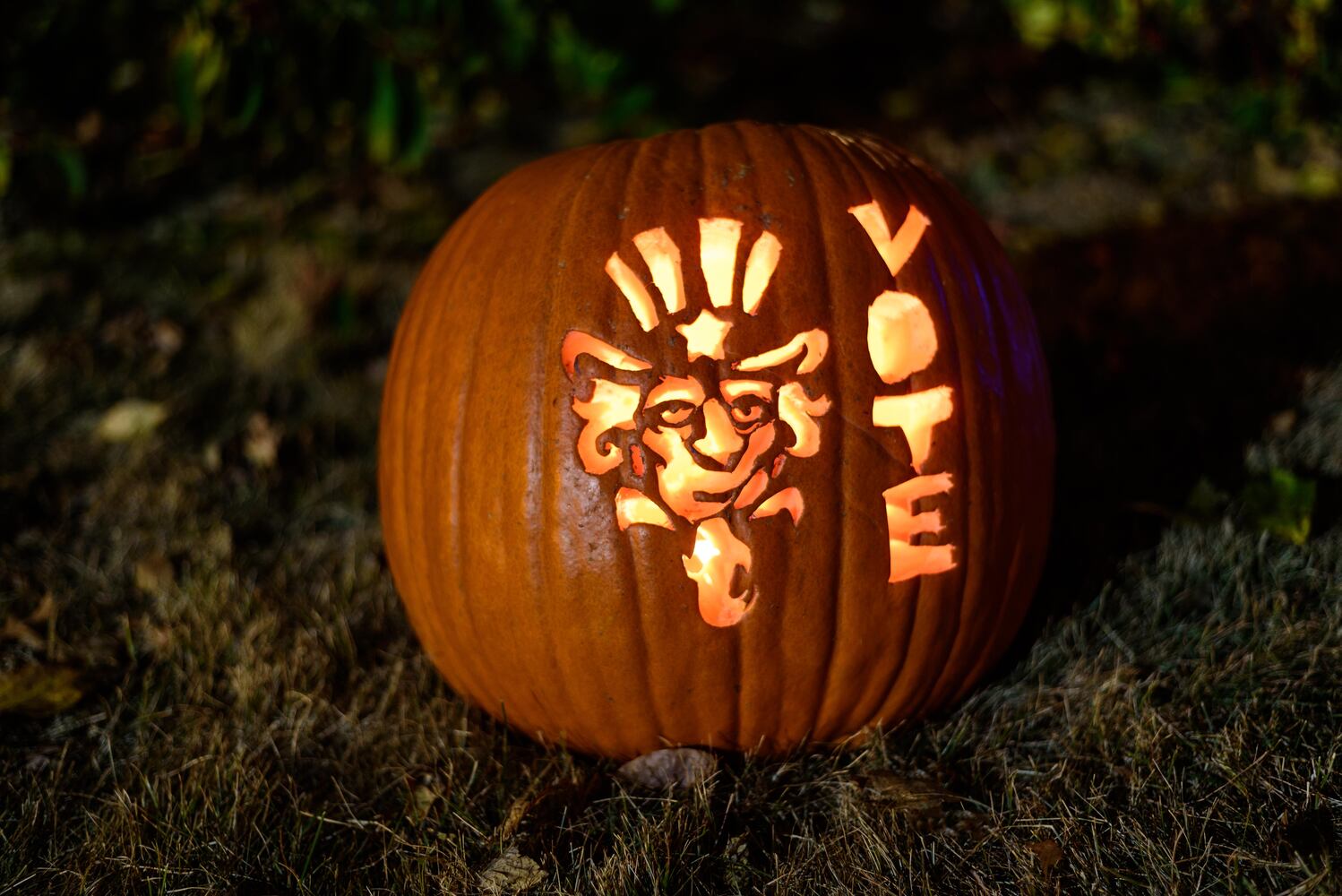 PHOTOS: The Stoddard Avenue Pumpkin Glow