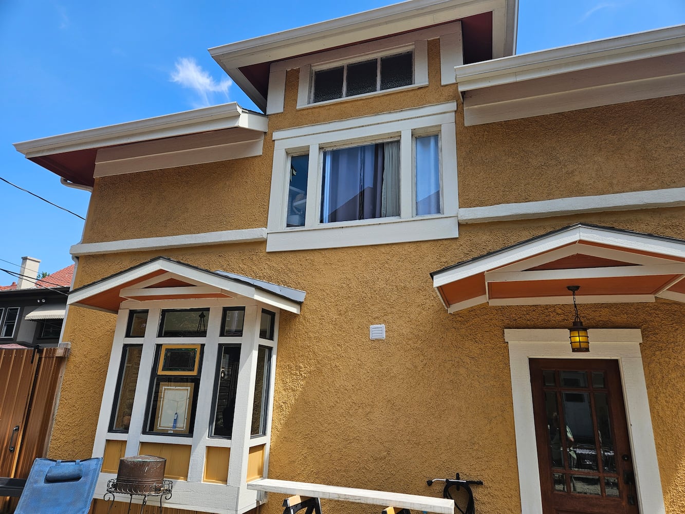 Belmonte Avenue E