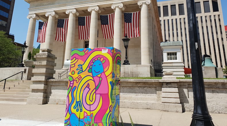 Brent Beck's Everyone Dance in front of Montgomery County Courthouse