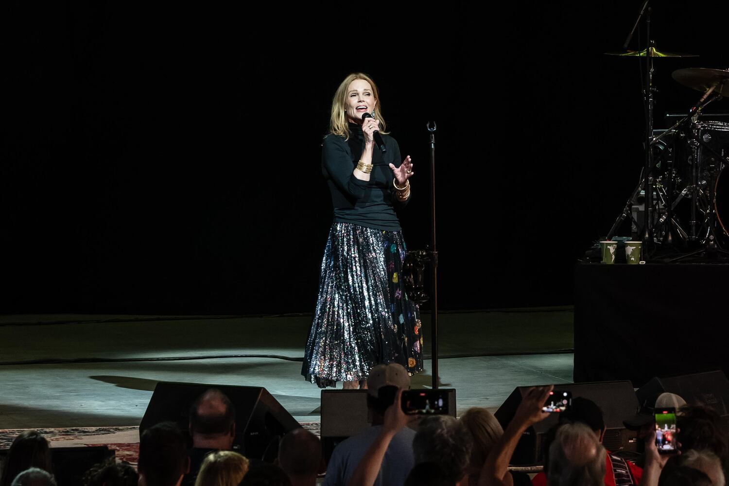 PHOTOS: Belinda Carlisle & M. Ross Perkins Live at Rose Music Center