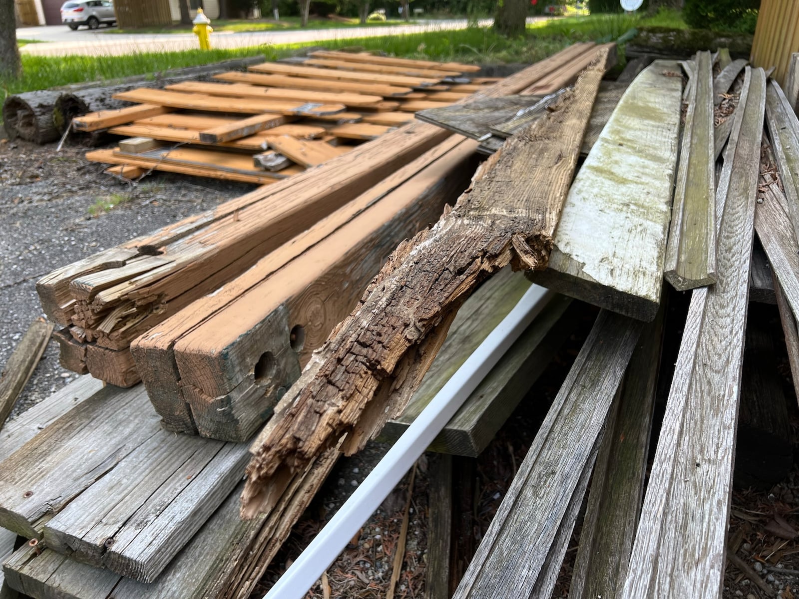 Centerville is introducing a new daily $50 reinspection fee for unresolved property code violations. Examples of recent violations include unregistered/junk cars, debris in yards, broken fences, downed trees and grass exceeding eight inches in height. CONTRIBUTED