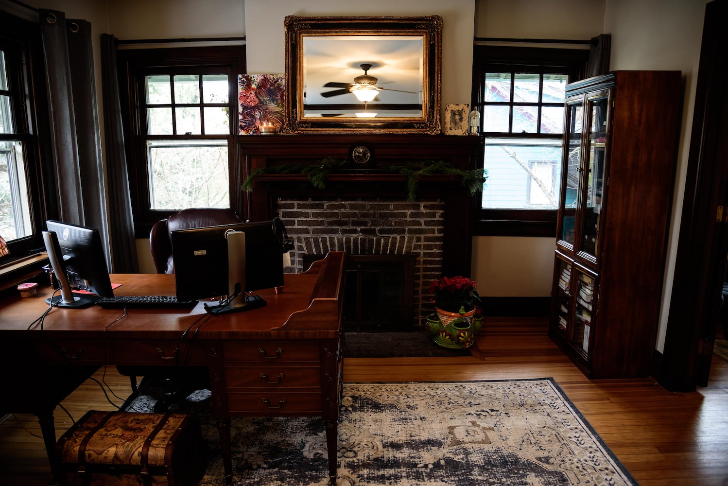 PHOTOS: Inside gorgeous Oakwood homes decorated for its very first  holiday home tour