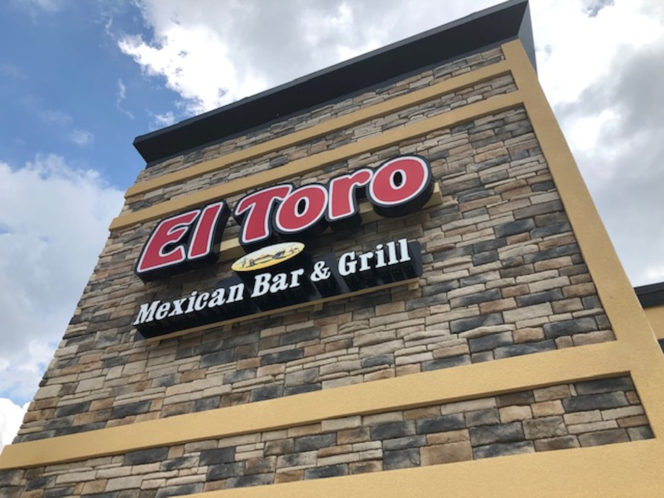 PHOTOS: Inside the new El Toro Bar & Grill in the former Dayton Mall TGI Fridays