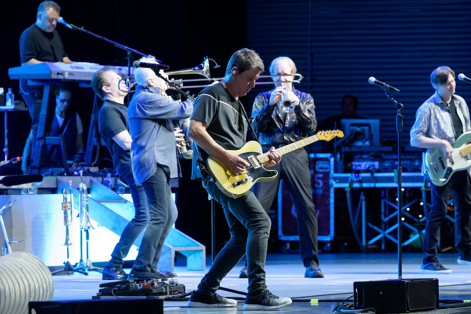 PHOTOS: Chicago live at Rose Music Center