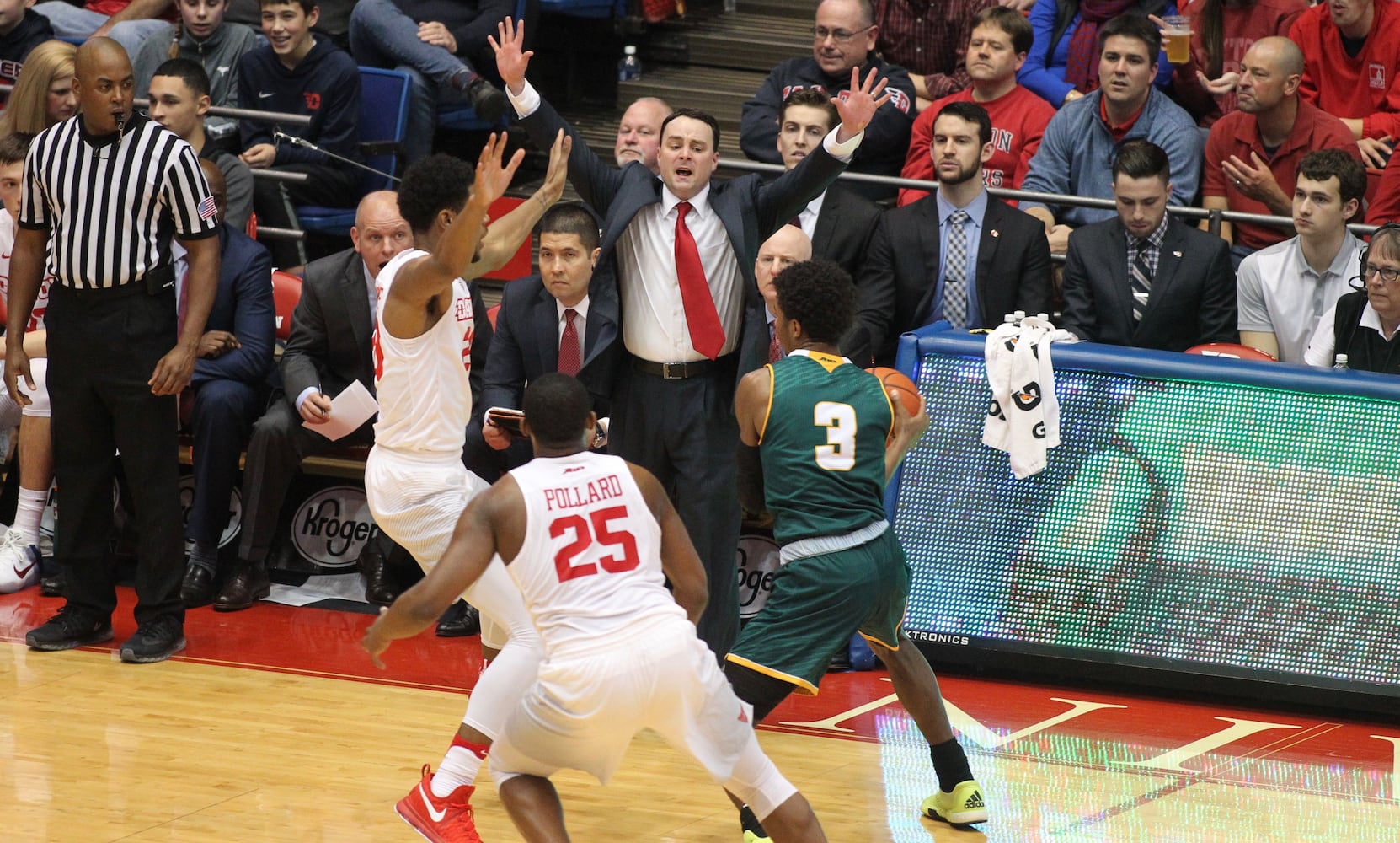 22 photos for 22 wins: Dayton Flyers vs. George Mason