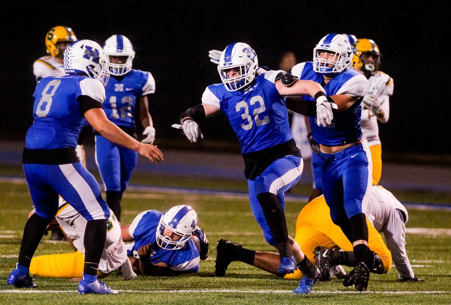 Hamilton Big Blue football beats Sycamore 14-7