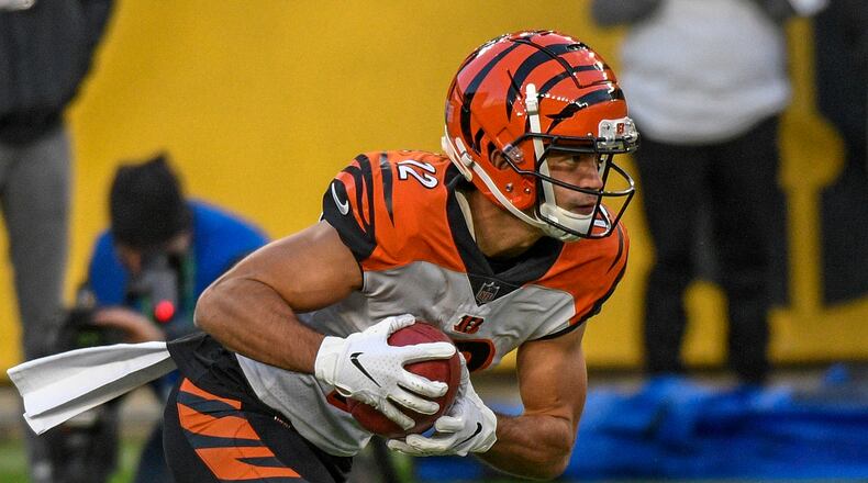 Cincinnati Bengals wide receiver Alex Erickson (12) plays during the first half of an NFL football game against the Pittsburgh Steelers in Pittsburgh, Sunday, Nov. 15, 2020. (AP Photo/Don Wright)