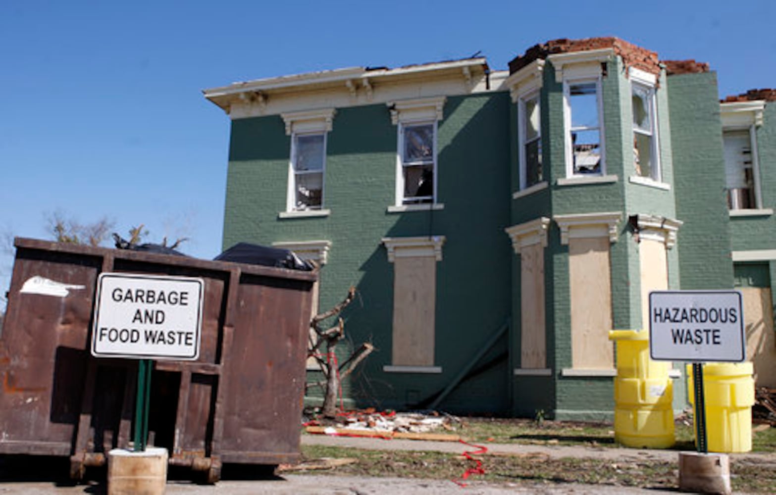 Tornado damage cleanup in Moscow, Ohio