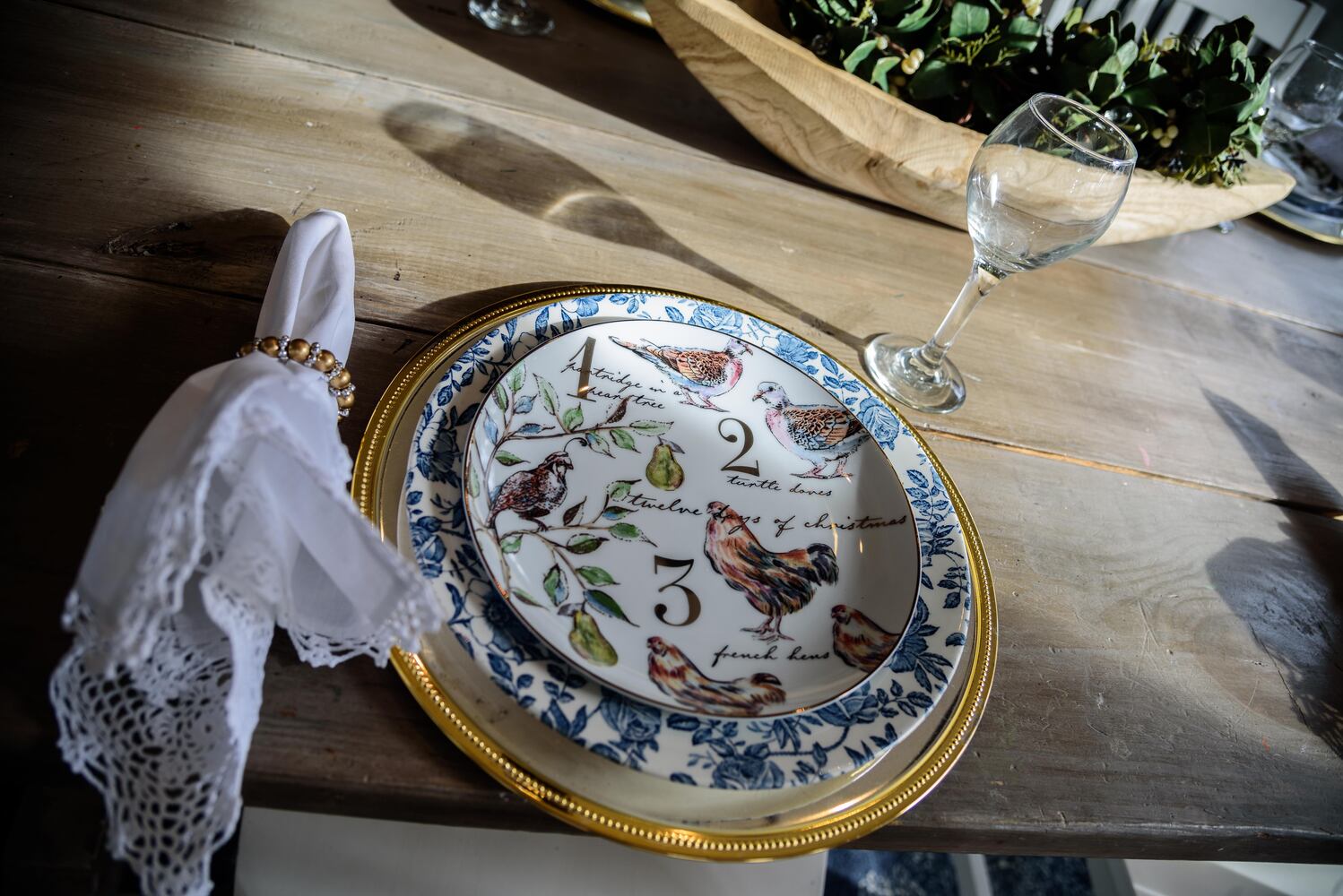 PHOTOS: Inside gorgeous Oakwood homes decorated for its very first  holiday home tour