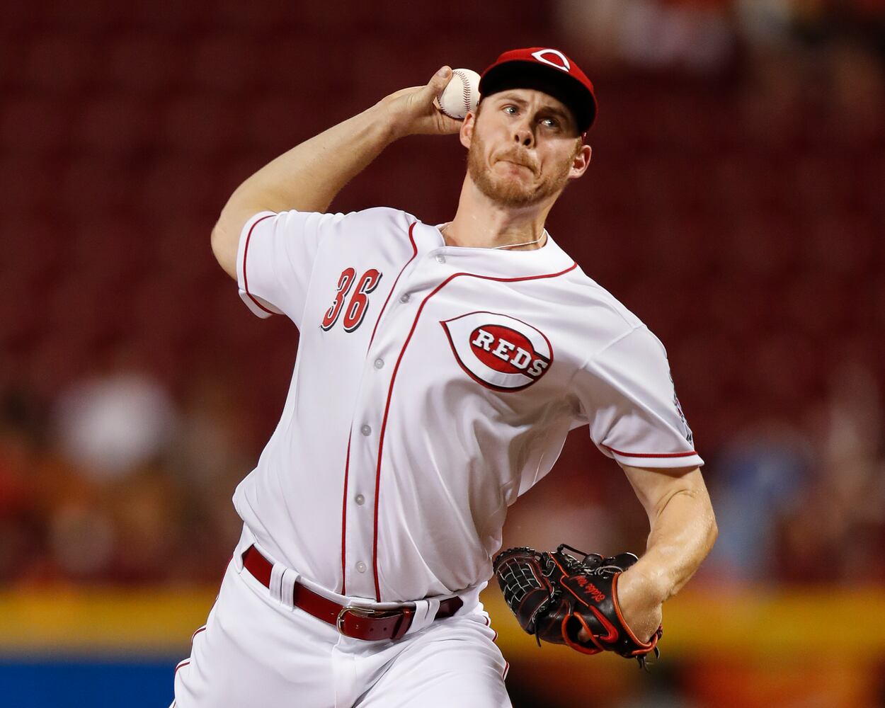 Photos: Reds break out the bats in a win over the Padres