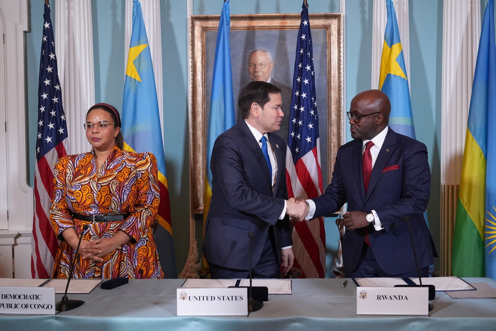 Secretary of State Marco Rubio hosts a Declaration of Principles signing ceremony with Congo's Foreign Minister Therese Kayikwamba Wagner, left, and Rwanda's Foreign Minister Olivier Nduhungirehe, right, Friday, April 25, 2025, at the State Department in Washington. (AP Photo/Jacquelyn Martin)