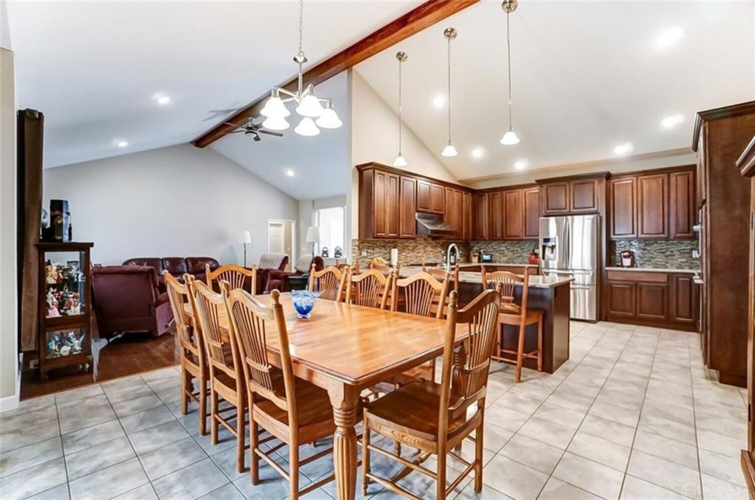 PHOTOS: Centerville-area home has 1.78 acres  nestled among trees