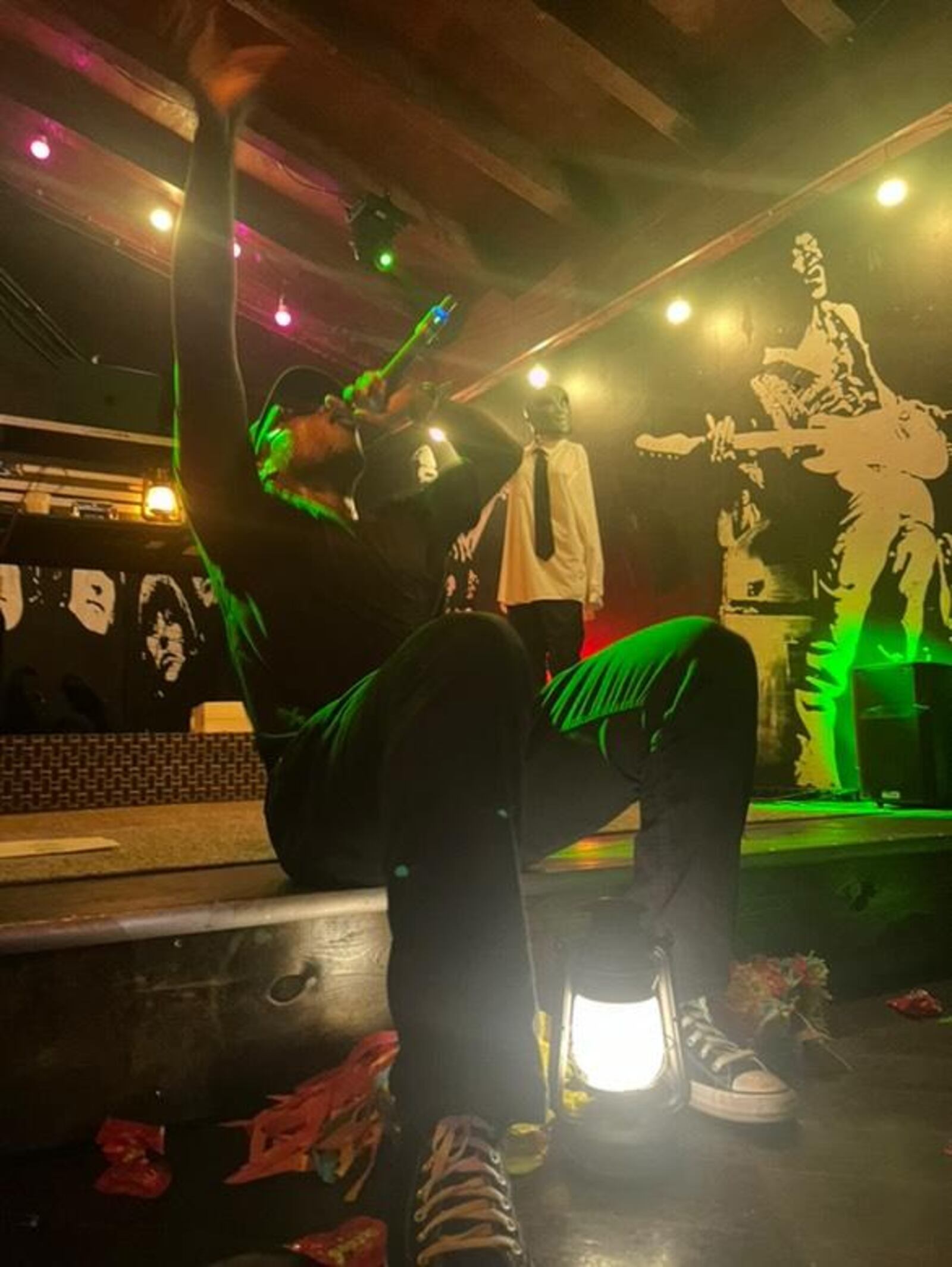 O'Shea the Wicked se apresentando no Oregon Express, 2024. FOTO CONTRIBUÍDA