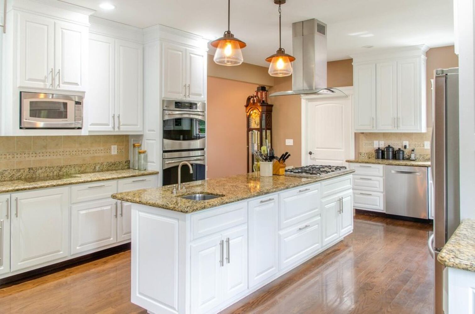Photos: Luxury home on 30 acres with swimming pool