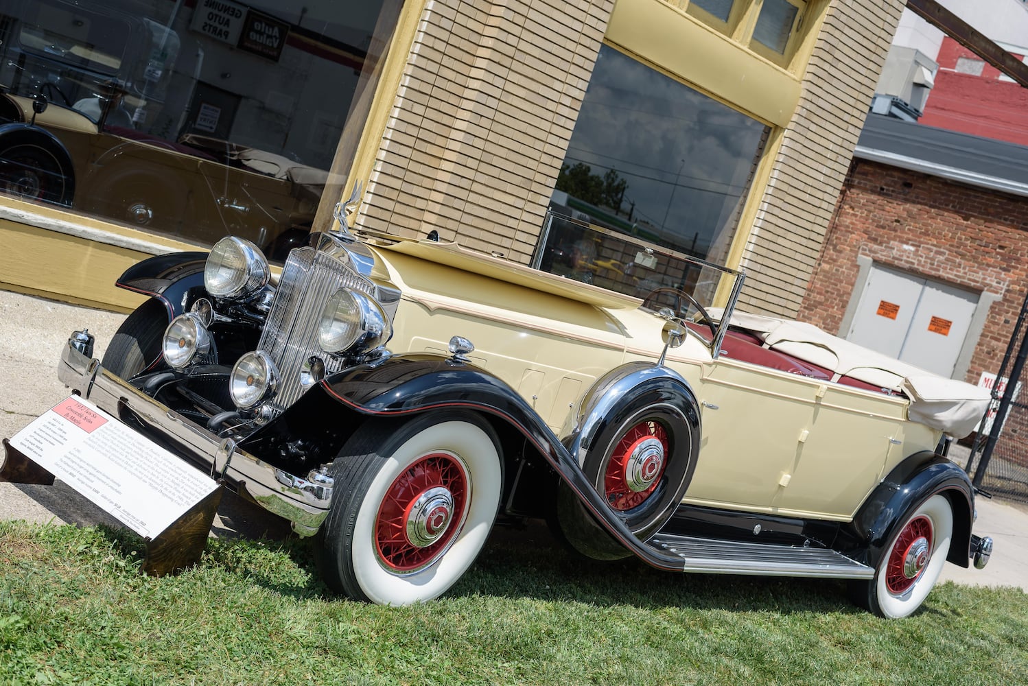 PHOTOS: Porsche and Packards at America's Packard Museum