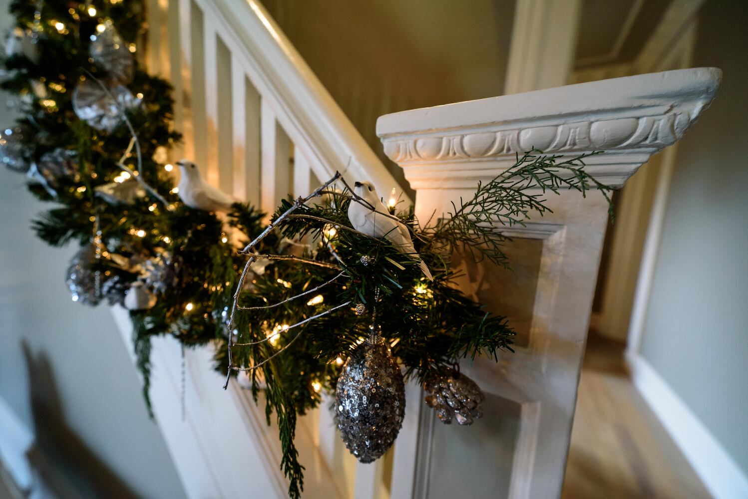 PHOTOS: A Dickens of a Christmas St. Anne’s Hill Holiday Home Tour
