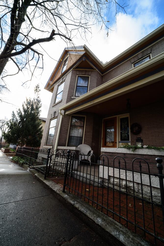 PHOTOS: The Oregon Historic District’s Virtual Grand Holiday Tour of Homes