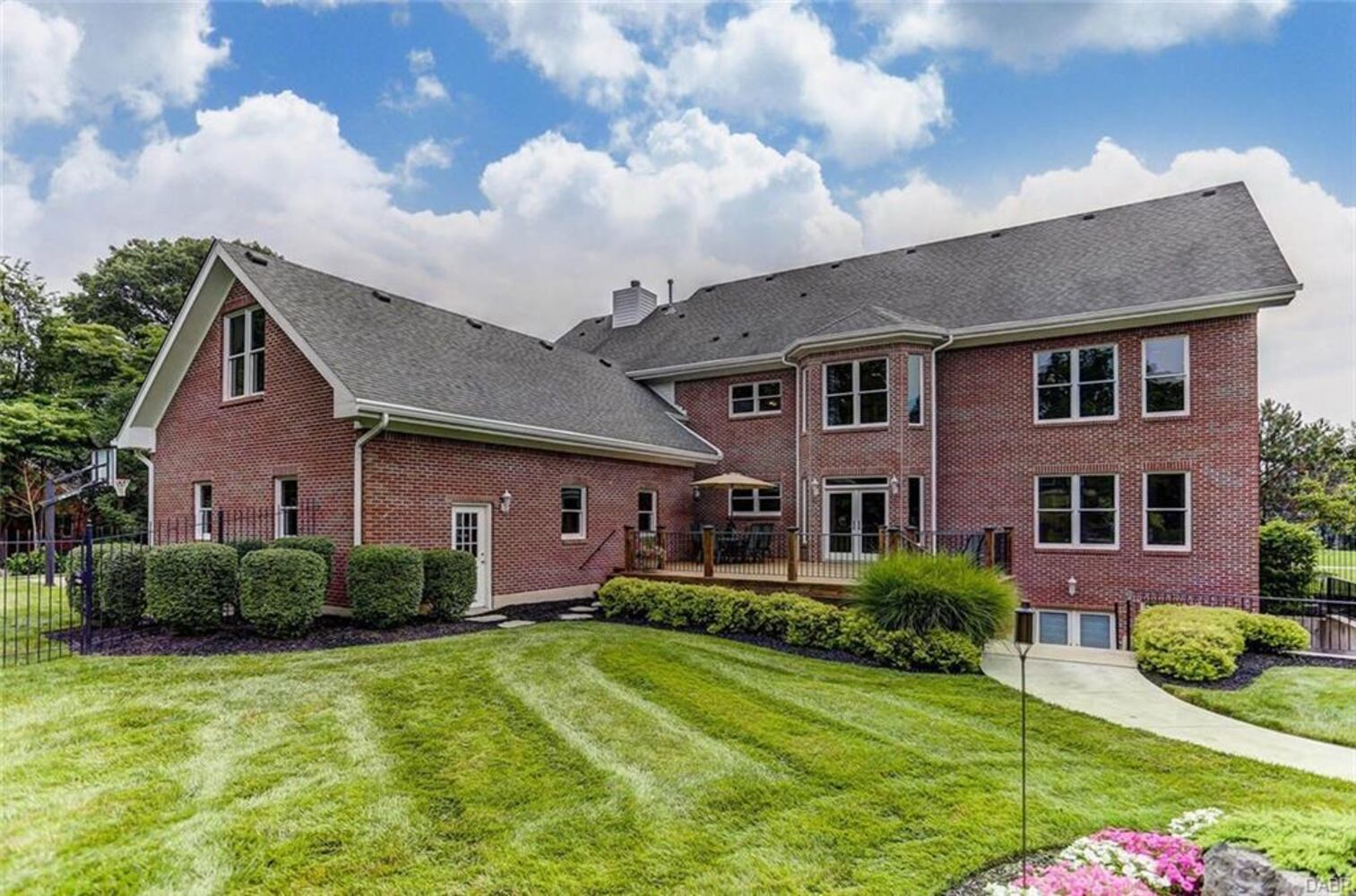 Photos: Nearly $1M Beavercreek home has colonial styling.