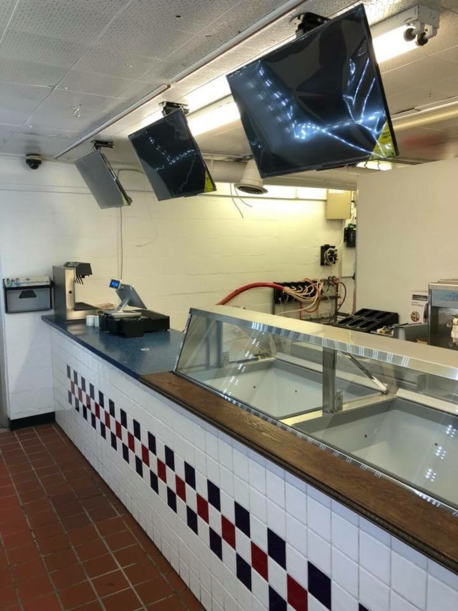 The Sweet Retreat, a new ice cream shop in a former Dairy Queen space in Belmont slated to open summer 2018. (Source: The Sweet Retreat Facebook)