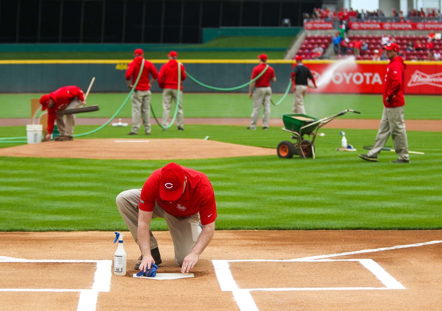 PHOTOS: Reds Opening Day game