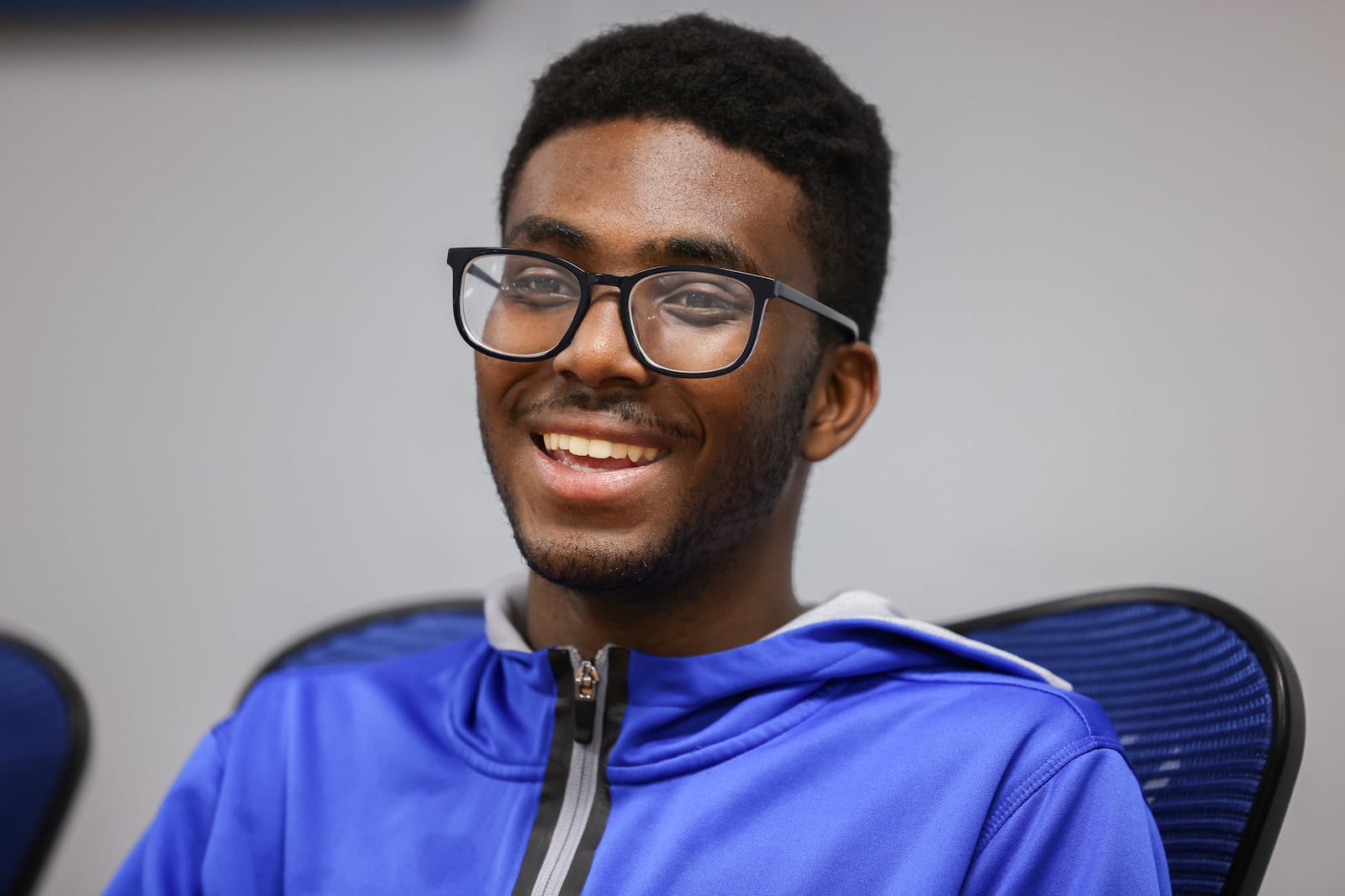 Dunbar High School senior Simeon Akins. BRYANT BILLING / STAFF