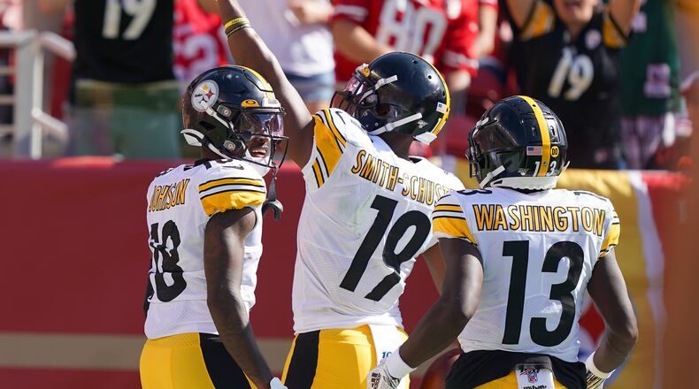 SANTA CLARA, CALIFORNIA - SEPTEMBER 22: JuJu Smith-Schuster #19 James Washington #13 and Diontae Johnson #18 of the Pittsburgh Steelers celebrates after Smith-Schuster caught a pass and broke away for a 76-yard touchdown play against the San Francisco 49ers during the third quarter of an NFL football game at Levi’s Stadium on September 22, 2019 in Santa Clara, California. (Photo by Thearon W. Henderson/Getty Images)