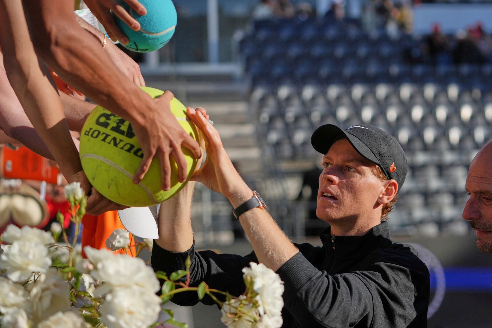 during their tennis match at the Italian Open at the Foro Italico, in Rome, Monday, May 12, 2025. (AP Photo/Alessandra Tarantino)