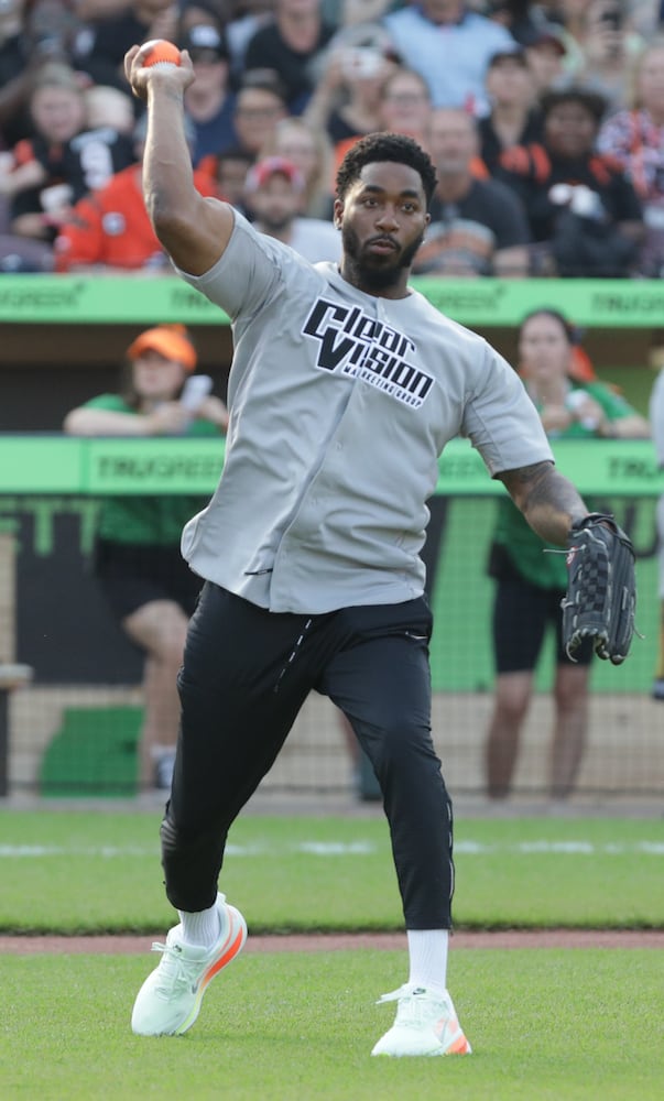 Logan Wilson Celebrity Softball Game 061125 DDN