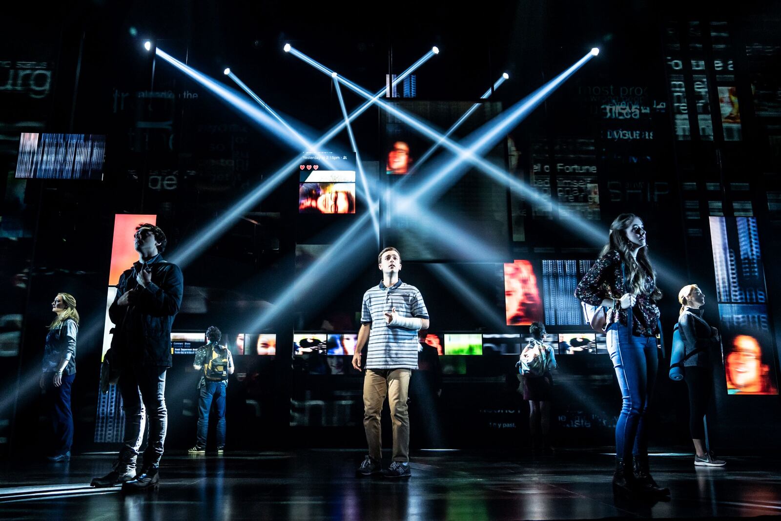 Stephen Christopher Anthony as 'Evan Hansen' and the North American touring company of DEAR EVAN HANSEN. Photo by Matthew Murphy