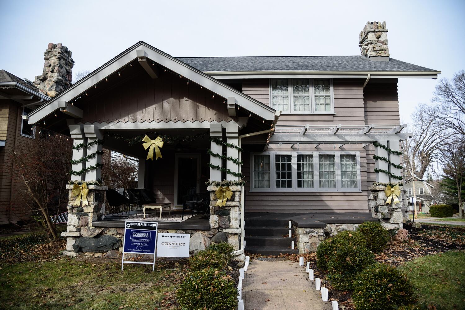 PHOTOS: Inside gorgeous Oakwood homes decorated for its very first  holiday home tour