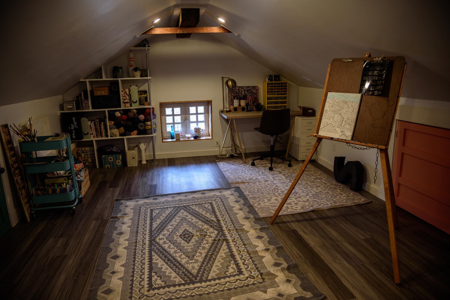 PHOTOS: Inside gorgeous Oakwood homes decorated for its very first  holiday home tour