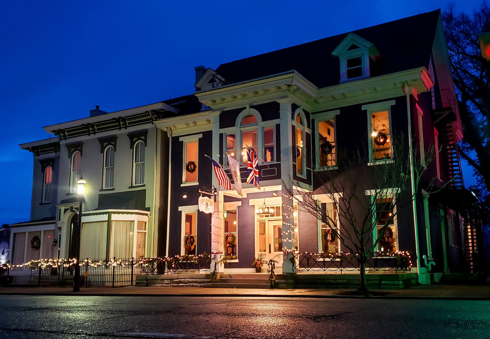 The Swire Inn on Main Street in Middletown has a variety of English pub style food, wine, beer and cocktails. NICK GRAHAM/STAFF