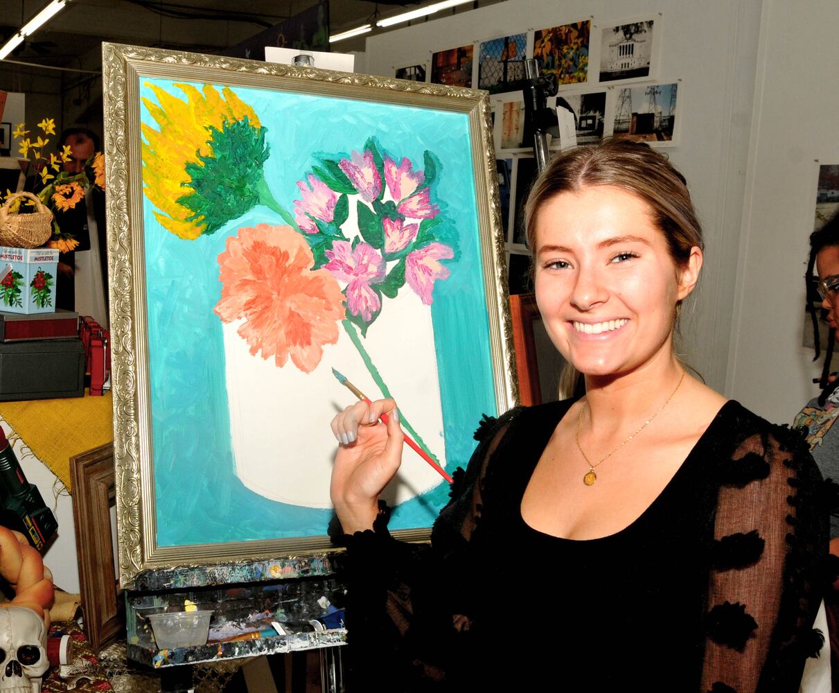 Did we spot you at K12 Gallery and TEJAS's "Art Off 2022"?