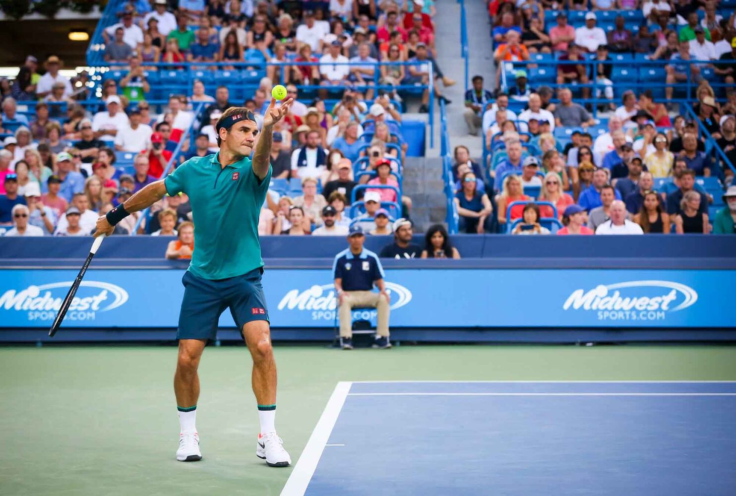 PHOTOS Roger Federer continues winning ways in Cincy