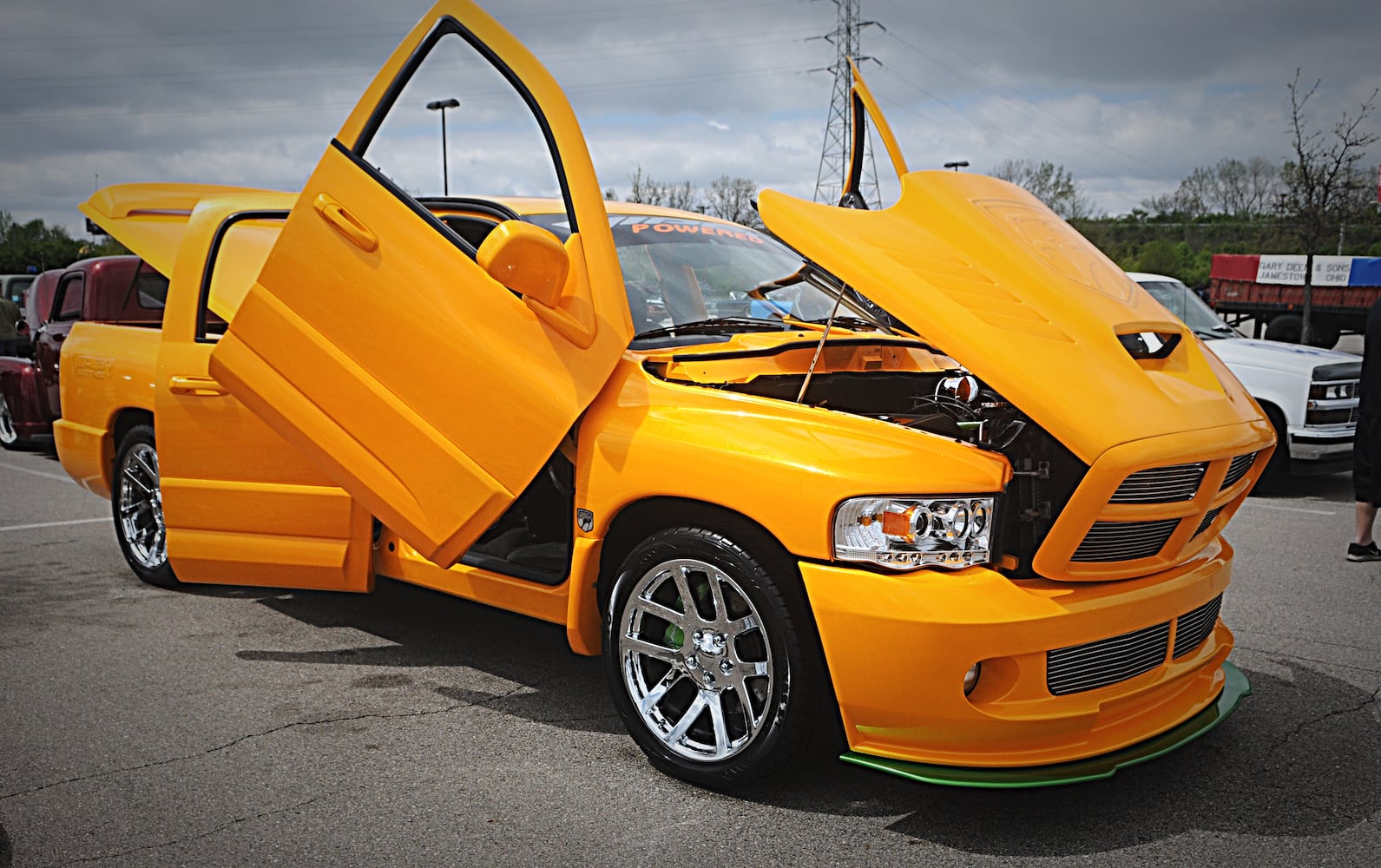 Hollywood Car Show at Dayton Raceyway