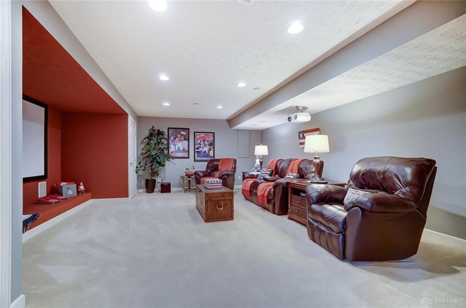 PHOTOS: Luxury Waynesville home has views of ponds