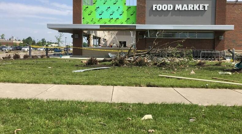 Aldi’s Food Market, 2451 Lakeview Drive, was heavily damaged by the EF 3 tornado that passed through Monday night. RICHARD WILSON/STAFF