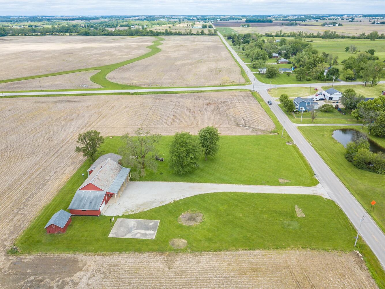 PHOTOS: Converted barn in the country is a farmhouse dream come true