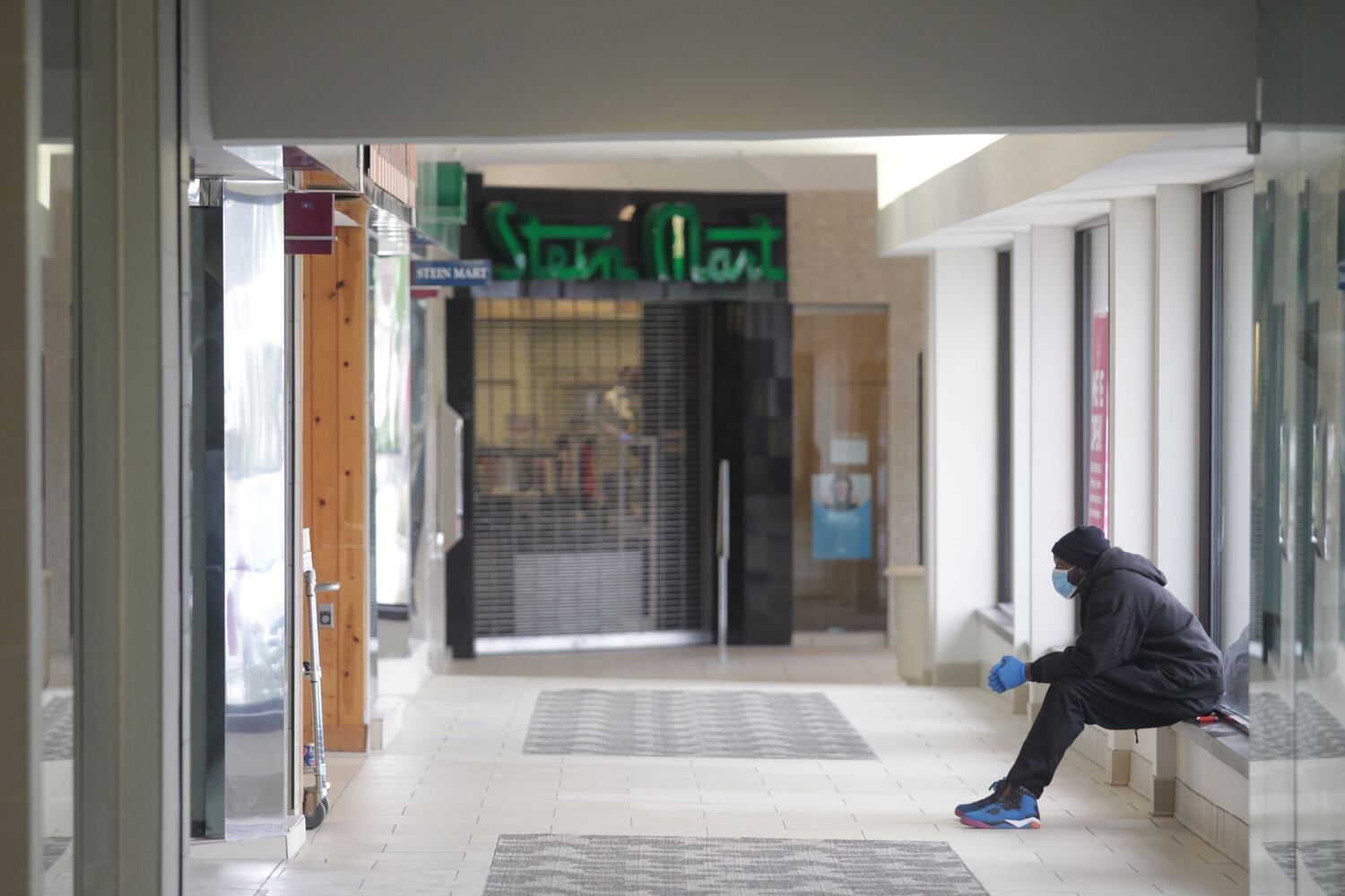 PHOTOS: Dayton-area businesses get ready to reopen Tuesday