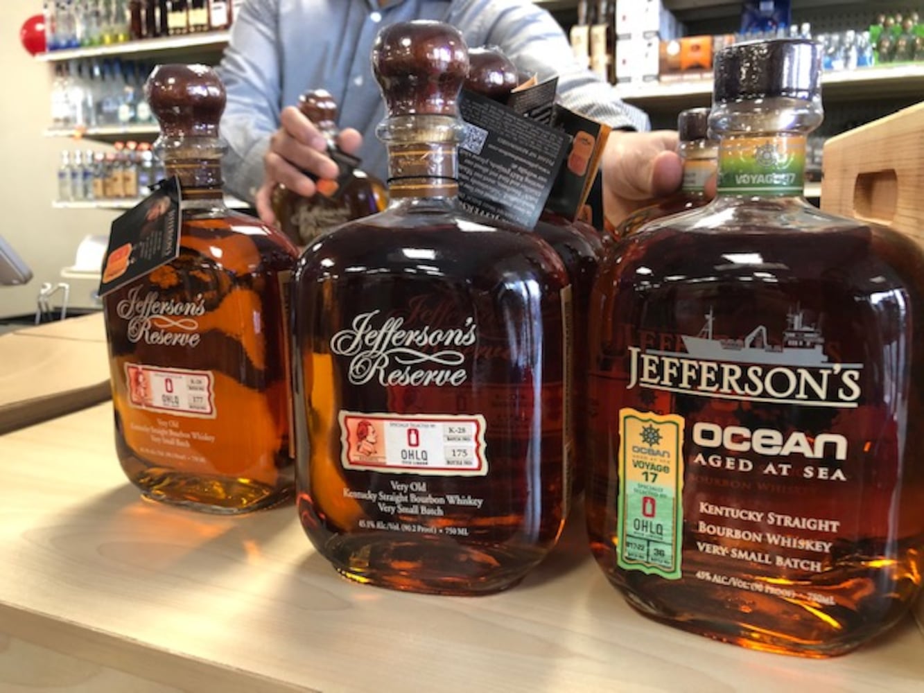 Bourbon lovers turn out in droves in Kettering for ‘Oopsie’ bourbon with a bargain price