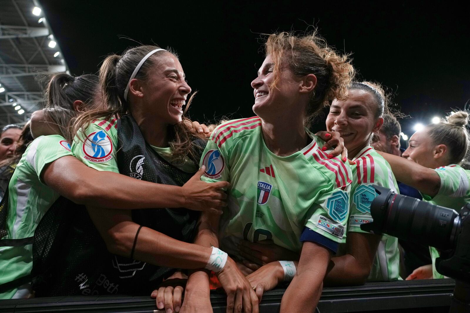 Italy's Cristiana Girelli, center right, celebrates after scoring her side's second goal during the Women's Euro 2025 quarterfinals soccer match between Norway and Italy at Stade de Geneve in Geneva, Switzerland, Wednesday, July 16, 2025. (AP Photo/Alessandra Tarantino)